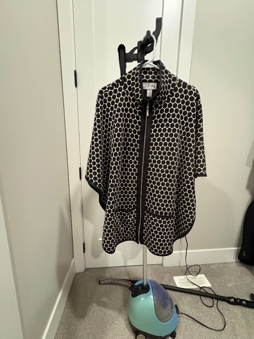 Joseph Ribkoff Poncho